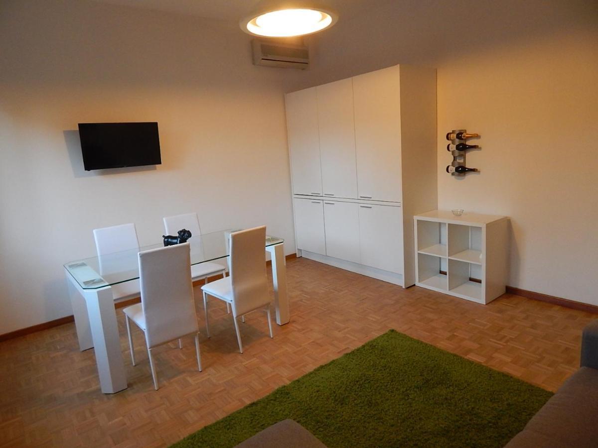 La Casa Del Parco Ferrari Apartment Modena Bagian luar foto
